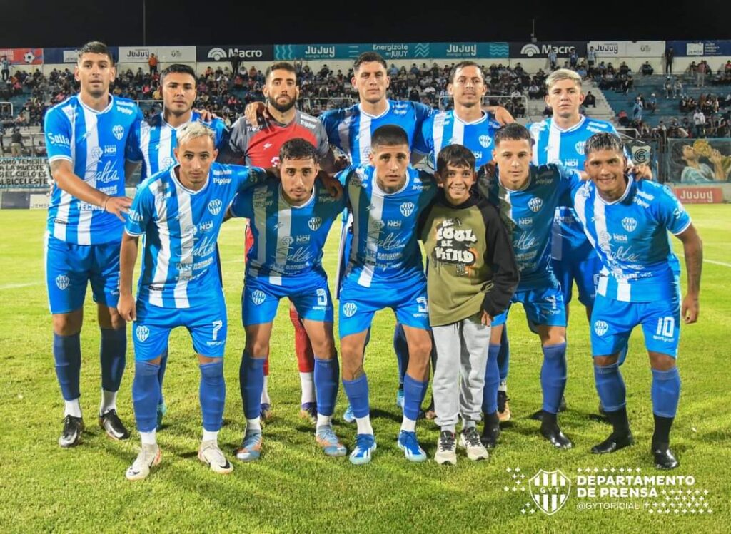 Formación de Gimnasia y Tiro